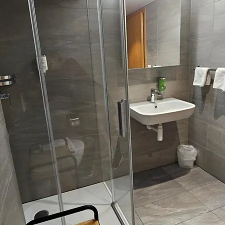 The Aarburg & Cafe Hotel 2*