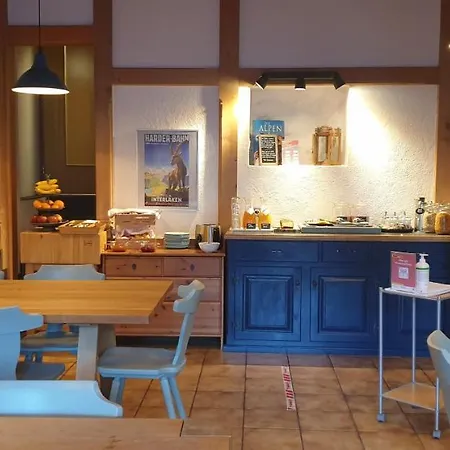 Ξενοδοχείο The Aarburg & Cafe 2*