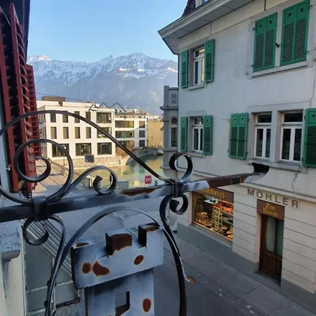 The Aarburg & Cafe Ξενοδοχείο Ιντερλάκεν