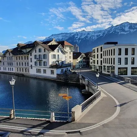 The Aarburg & Cafe Ξενοδοχείο Ιντερλάκεν